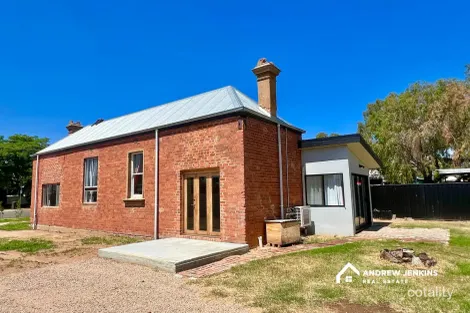 Property photo of 11 Barker Street Tocumwal NSW 2714