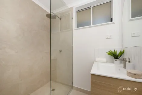 Property photo of 13 Wellesley Drive Thuringowa Central QLD 4817