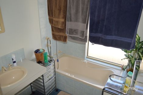 Property photo of 33 Simmental Vale Stratton WA 6056