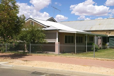 Property photo of 19 Murtho Street Renmark SA 5341