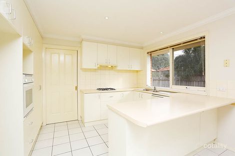 Property photo of 6 Holmwood Break Dingley Village VIC 3172