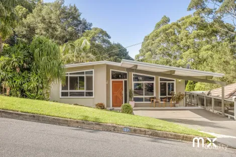 Property photo of 27 Arunta Drive Thirroul NSW 2515