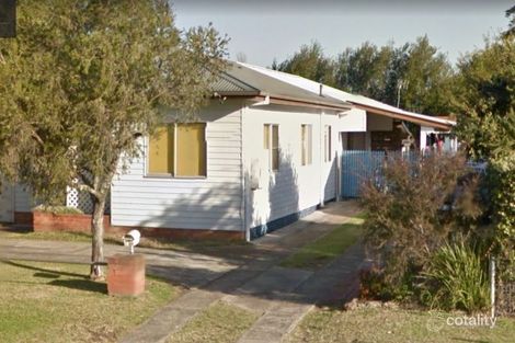 Property photo of 2/28 Cambewarra Road Bomaderry NSW 2541