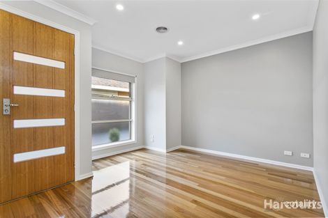 Property photo of 2/26 Charles Avenue Hallam VIC 3803