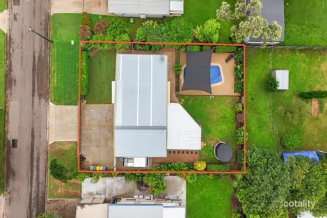 Property photo of 16 Glenlyon Drive Wulguru QLD 4811