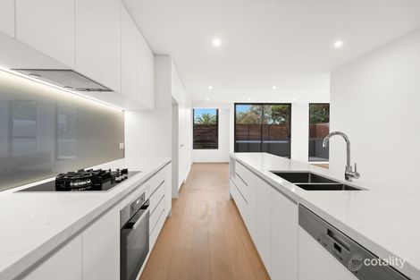 Property photo of 204/1A Middlesex Road Surrey Hills VIC 3127