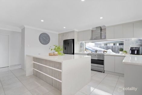 Property photo of 180 Bjelke Circuit Rural View QLD 4740