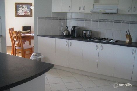 Property photo of 6 Ovata Place Cranbourne West VIC 3977