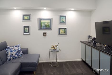 Property photo of 10 Jersey Place Parrearra QLD 4575