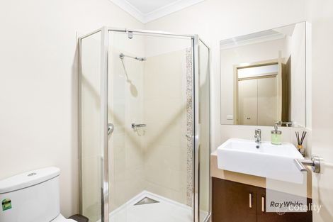 Property photo of 3/17-21 Cobaw Circuit Caroline Springs VIC 3023