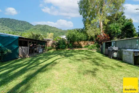 Property photo of 3 Fitzallan Close Kanimbla QLD 4870