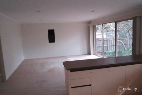 Property photo of 17 Greenwoods Close Dingley Village VIC 3172