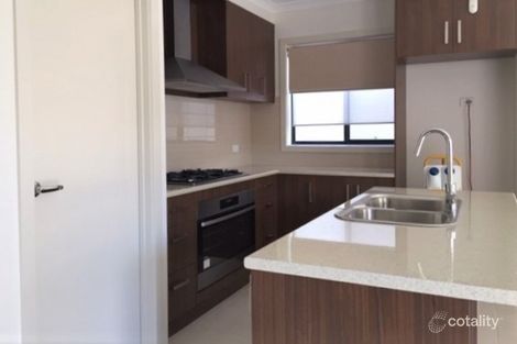 Property photo of 10 Gershwin Crescent Point Cook VIC 3030