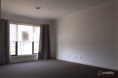Property photo of 10 Gershwin Crescent Point Cook VIC 3030