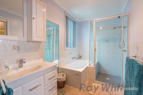 Property photo of 5 Bowerbird Street Maryland NSW 2287