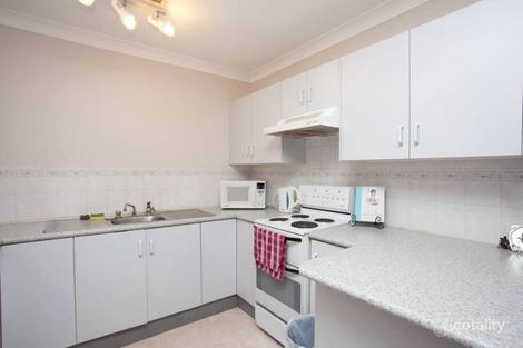 Property photo of 1/28 Lindsay Avenue Valentine NSW 2280