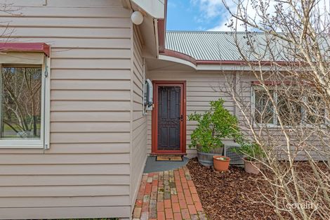 Property photo of 1 Dillon Street Long Gully VIC 3550