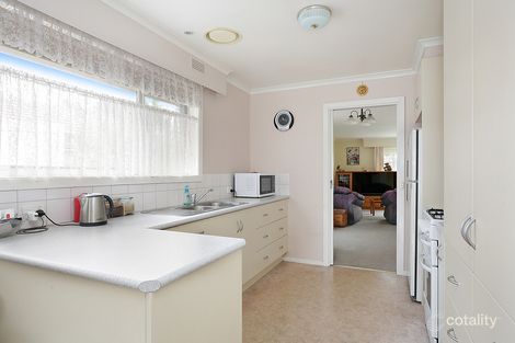 Property photo of 11 John Crescent Colac VIC 3250