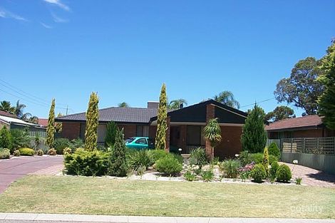 Property photo of 4 Shearwater Way Gosnells WA 6110
