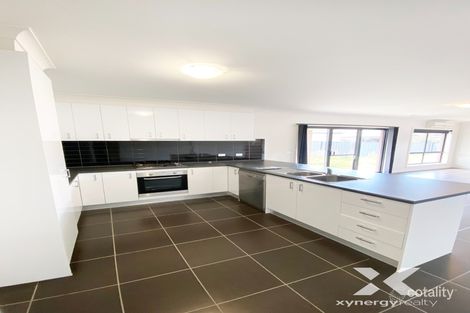 Property photo of 10 Doughty Road Craigieburn VIC 3064