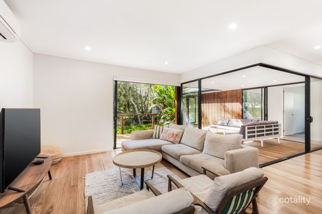 71 Scarborough St, Bundeena, NSW 2230