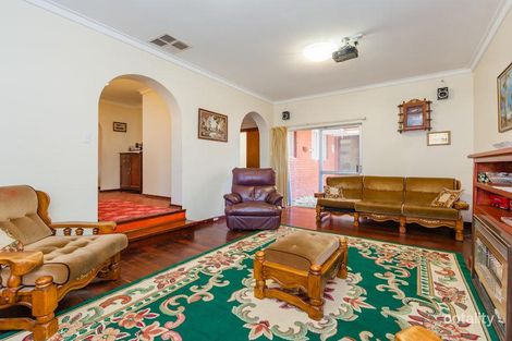 Property photo of 5 Katrina Terrace Kelmscott WA 6111