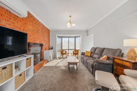 Property photo of 36 Smith Crescent Wangaratta VIC 3677