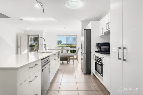 Property photo of 27/51 River Road Bundamba QLD 4304