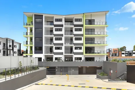 101/112-114 Northcote Rd, Greenacre, NSW 2190