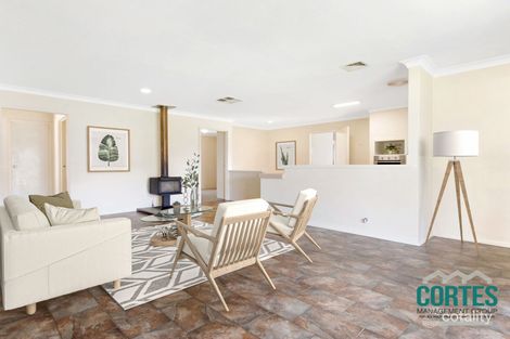 Property photo of 21 Grange Drive Cooloongup WA 6168