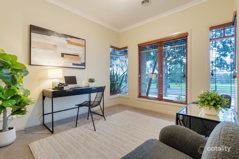 Property photo of 52 Bridgehaven Drive Craigieburn VIC 3064
