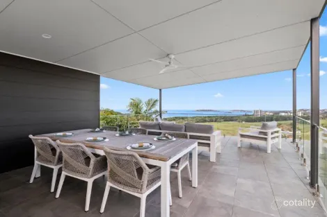 Property photo of 10 Macauleys Headland Drive Coffs Harbour NSW 2450