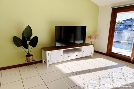 Property photo of 9 Platypus Avenue Bundall QLD 4217