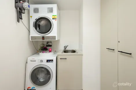 Property photo of 2307/2 Activa Way Hope Island QLD 4212