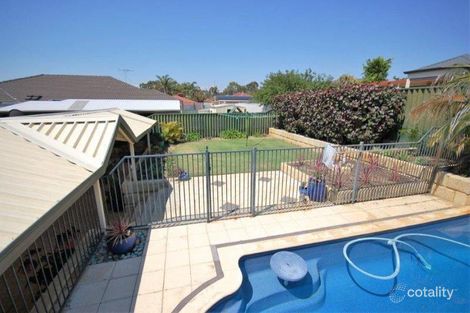 Property photo of 4 Anna Place Wanneroo WA 6065