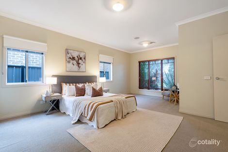 Property photo of 52 Bridgehaven Drive Craigieburn VIC 3064