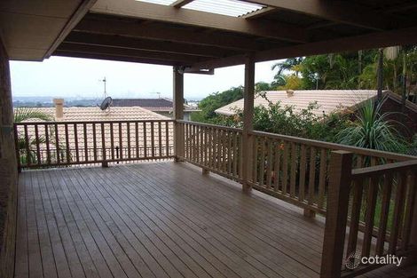 32 Kincaid Dr, Highland Park, QLD 4211