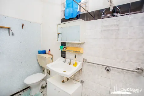 Property photo of 28 Clarke Street Townview QLD 4825