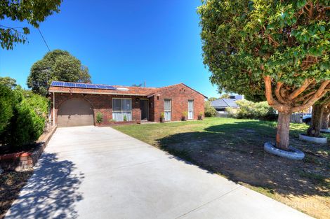 Property photo of 34 Begonia Way Forrestfield WA 6058