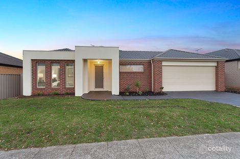 Property photo of 38 Oakview Parade Caroline Springs VIC 3023