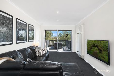 Property photo of 24 Victoria Terrace Belmont VIC 3216