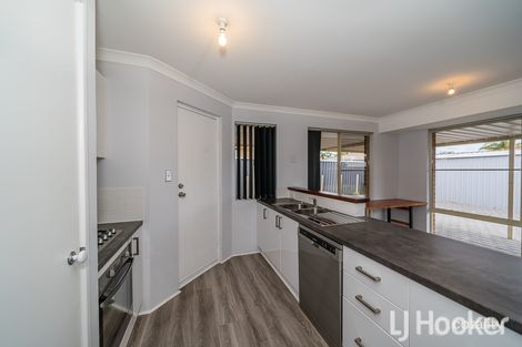 Property photo of 8 Tenella Mews Warnbro WA 6169