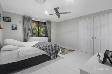 Property photo of 50 Michelangelo Crescent Mackenzie QLD 4156