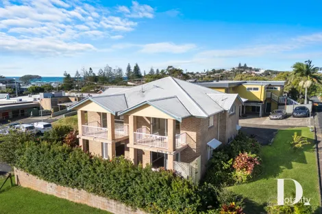 2/5 Trafalgar Lane, Woolgoolga, NSW 2456