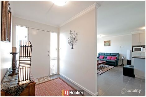 Property photo of 65 Gwen Meredith Loop Franklin ACT 2913