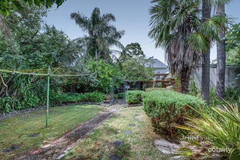 Property photo of 19 Walerna Road Glen Iris VIC 3146