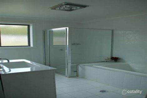 Property photo of 19 Robindale Court Robin Hill NSW 2795