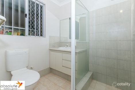 Property photo of 17 Santina Place Queens Park WA 6107