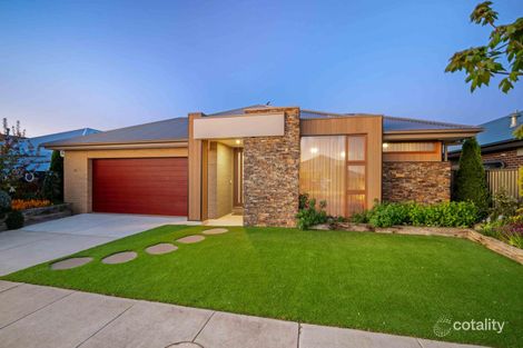 28 Moore Way, Lucas, VIC 3350