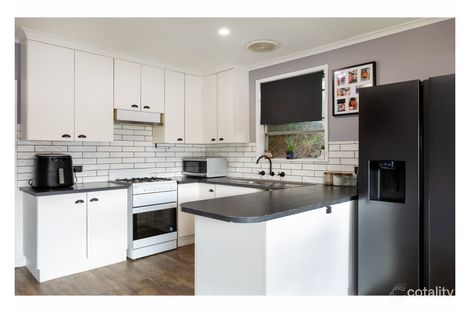 Property photo of 48 Hereford Street Wodonga VIC 3690